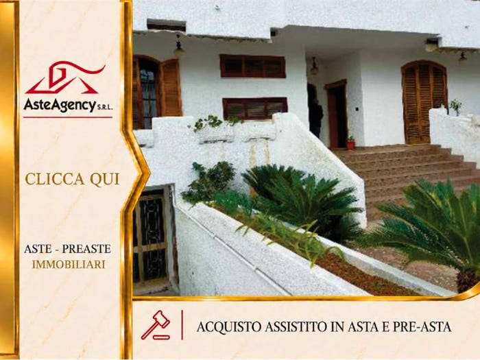 Appartamento quadrilocale in vendita in Via magna grecia, Martano