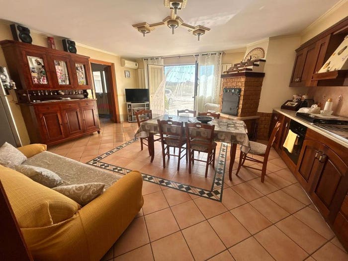 Casa con 6 locali in vendita in Centro, Pachino