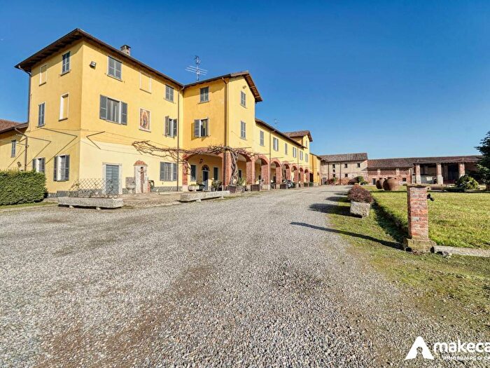 Casa con 6 locali in vendita in Cascina Gualdane, Lodi Vecchio