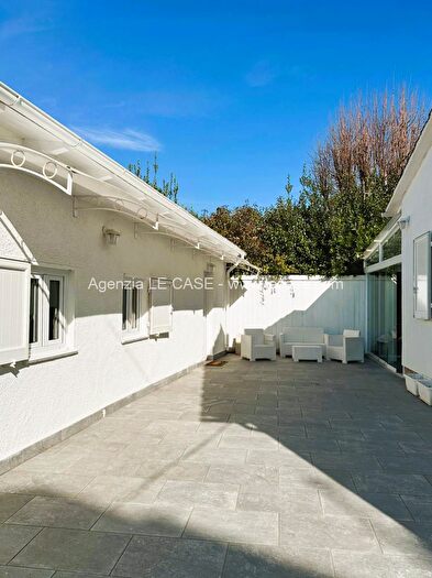 Casa con 7 locali in vendita in Via Melato, Forte Dei Marmi