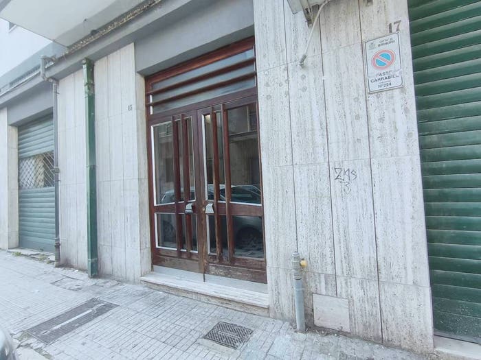 Appartamento quadrilocale in vendita in Via Settimio Severo, Commenda, Brindisi