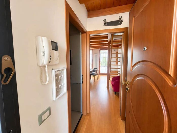 Appartamento trilocale in vendita in Via Santa Maria Assunta, Guizza, Padova