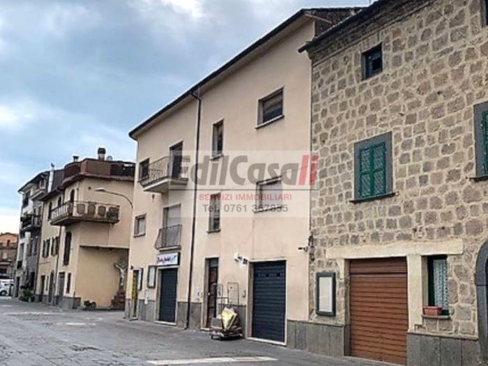Appartamento trilocale in vendita in Via Settembre, Centro, Graffignano