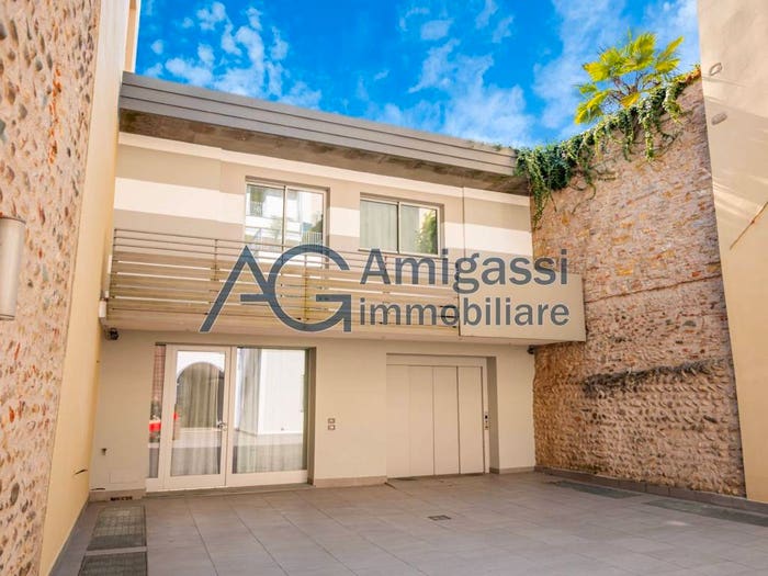 Appartamento bilocale in vendita in Via Zambonate, Centro, Bergamo