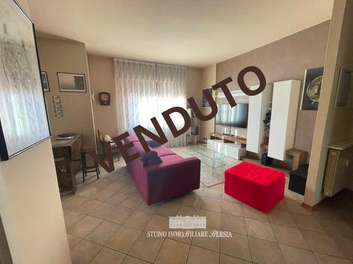 Appartamento con 5 locali in vendita in Centro, Verzuolo