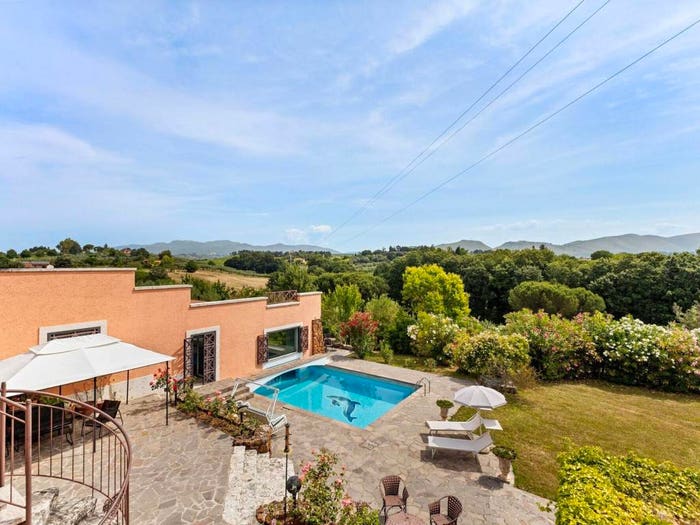 Casa con 6 locali in vendita in Via Grotte di Torri, Fara in Sabina