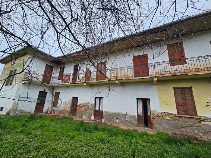 Casa con 6 locali in vendita in VIA MILANO, Casorate Sempione