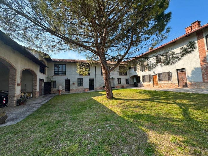 Casa con 6 locali in vendita in Via Odalengo Grande, Vallestura, Odalengo Grande
