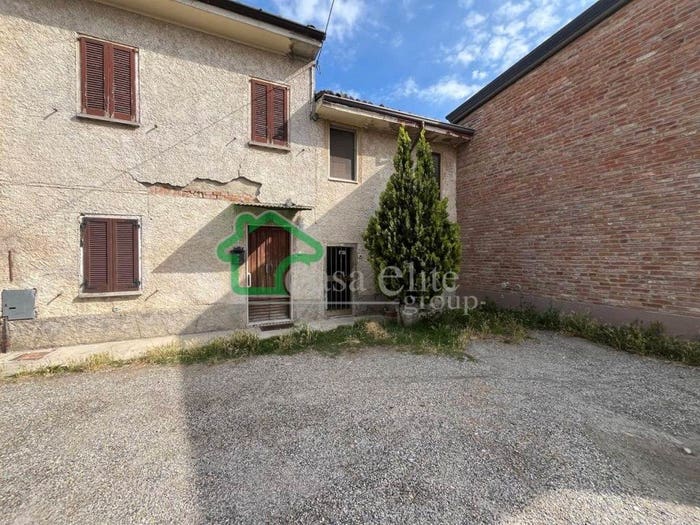 Casa con 5 locali in vendita in Via Giuseppe Verdi, Ospedaletto Lodigiano