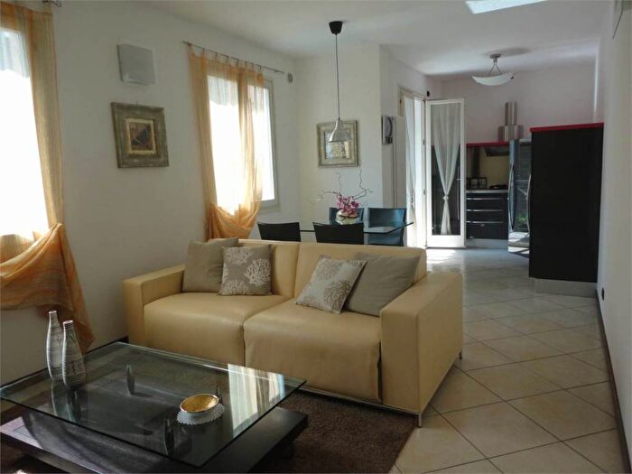 Appartamento bilocale in vendita in Centro, Bordighera