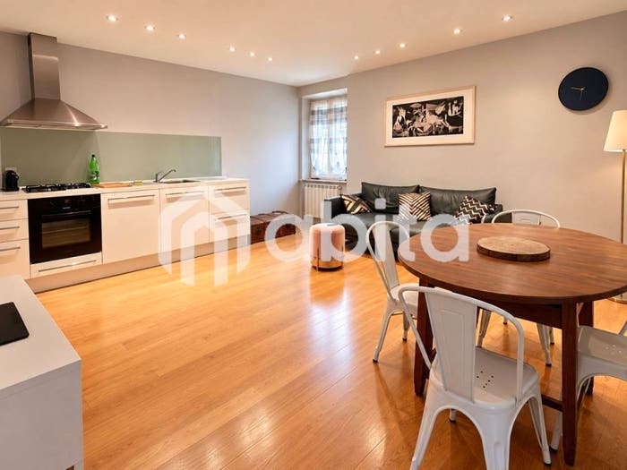 Appartamento trilocale in vendita in Via Roma, Centro, Bucine