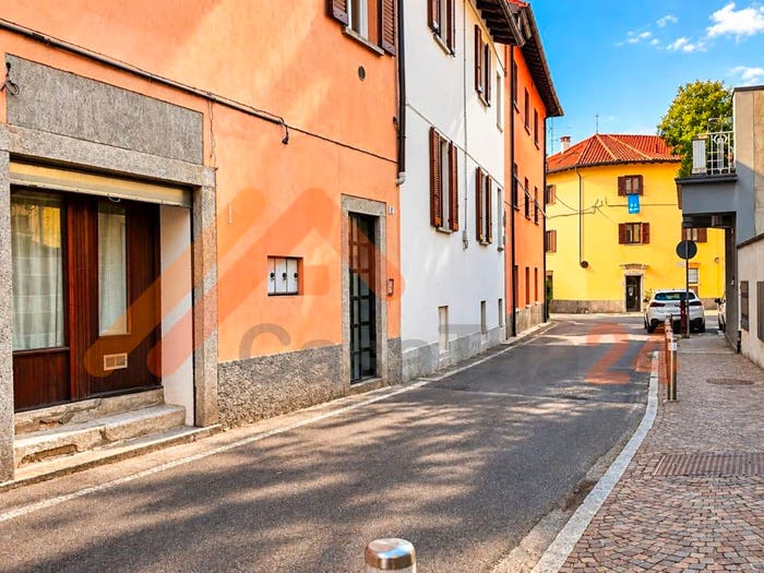 Appartamento bilocale in vendita in Via Umberto I, Capiago Intimiano Olmeda, Capiago Intimiano