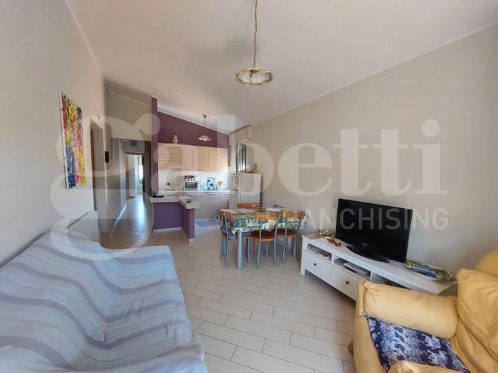 Appartamento trilocale in vendita in Via delle Regioni, Lungomare Marconi, Alba Adriatica