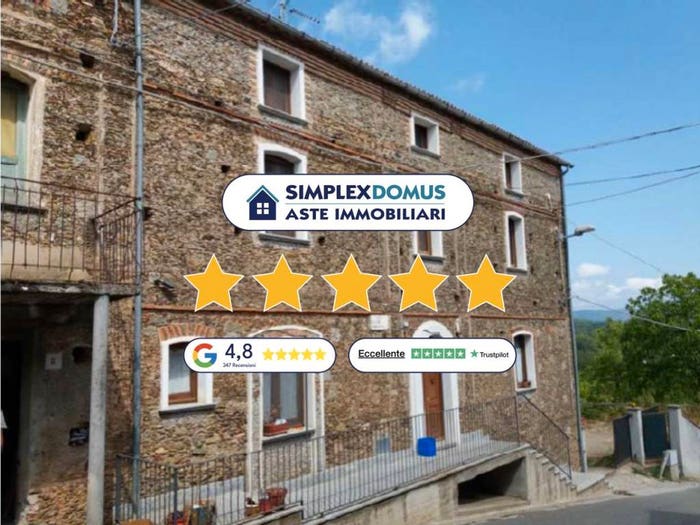 Casa con 5 locali in vendita in Piano Tomaini, Centro, Decollatura