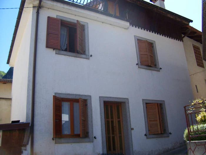 Casa quadrilocale in vendita in Frazione Grauzaria, Moggio Udinese