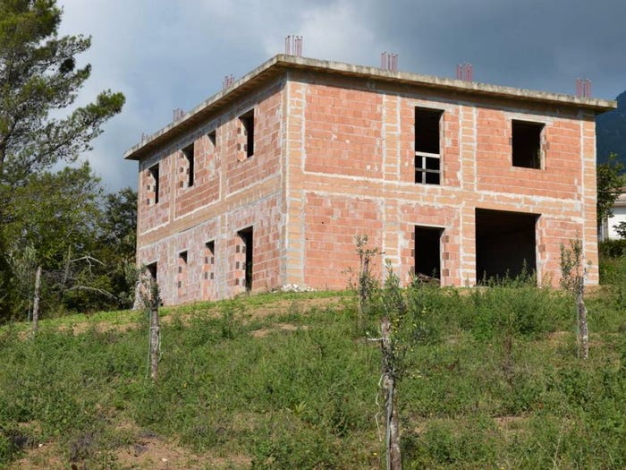 Casa con 5 locali in vendita in Via Cavallari, Formicola