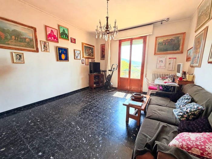Appartamento con 5 locali in vendita in Via Francesco Cilea, Centro, Calenzano