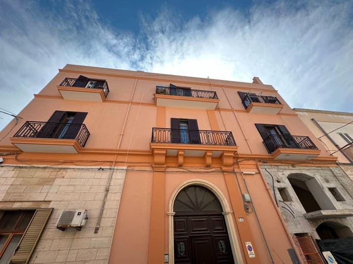 Appartamento con 6 locali in vendita in Via Alfonso Castriota, Centro, Gallipoli