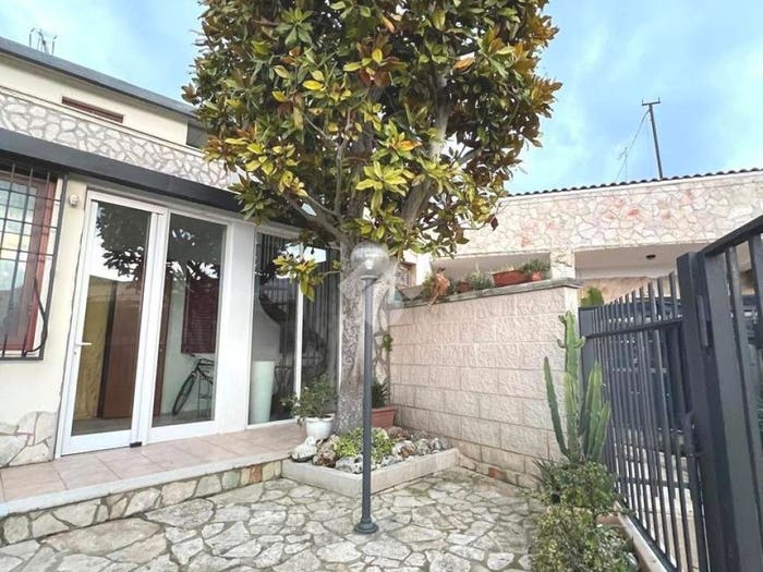 Appartamento bilocale in vendita in Via Andria, Via Trani Madonna dello Sterpeto, Barletta