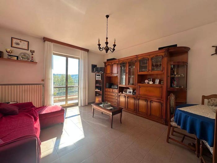 Appartamento con 5 locali in vendita in Strada Vicinale della Cartiera, Loreto Aprutino