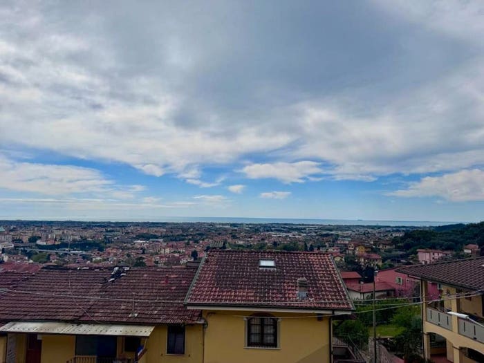 Casa con 6 locali in vendita in Bergiola Lavacchio, Massa
