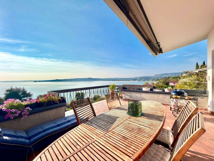 Casa quadrilocale in vendita in Via Guglielmo Marconi, Centro, Padenghe sul Garda
