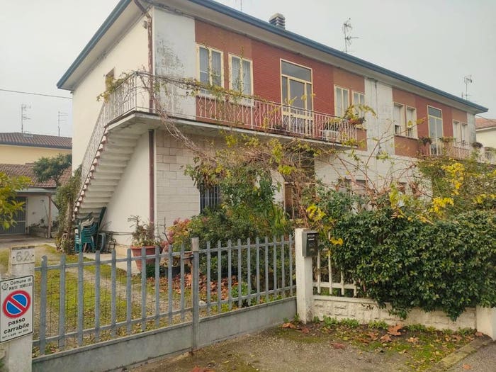 Appartamento quadrilocale in vendita in Viale Adriatico, Quartesana, Ferrara