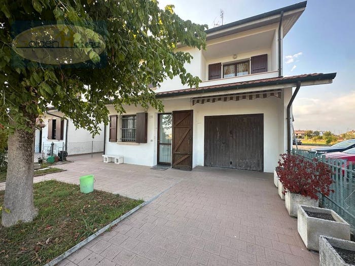 Casa in vendita in Via Domenico Gagliardi, Centro, Molinella