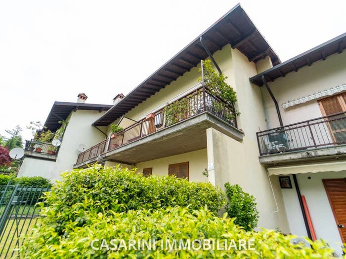 Appartamento trilocale in vendita in Via Provinciale, Lemna, Faggeto Lario
