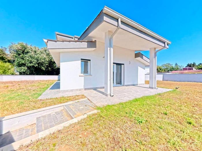 Casa con 5 locali in vendita in Via Casalnoceto, Valle Santa, Roma