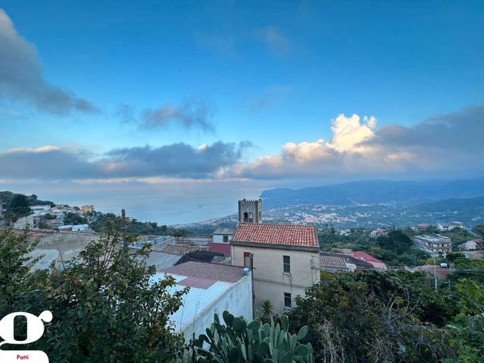 Casa con 6 locali in vendita in VIA SAN TEODORO snc, Sorrentini, Patti