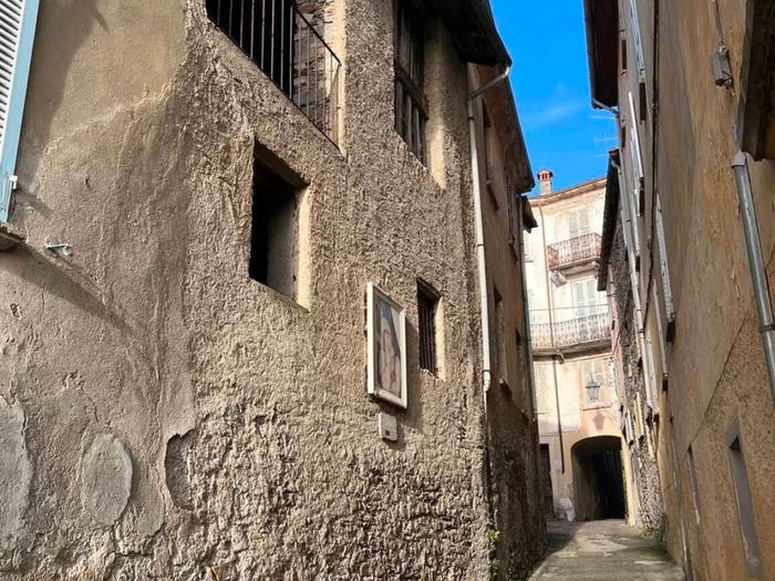 Casa bilocale in vendita in Via Iv Novembre, Centro, Dumenza