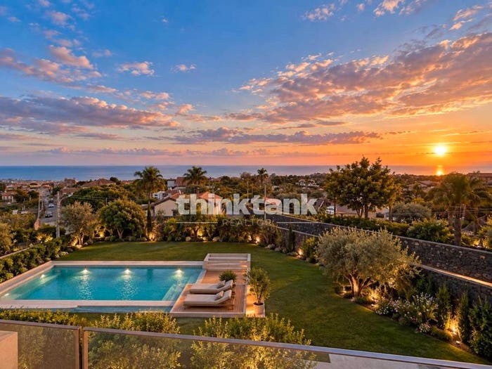 Casa con 6 locali in vendita in Via Chiuse, Pennisi Santa Maria Ammalati Piano d'Api, Acireale