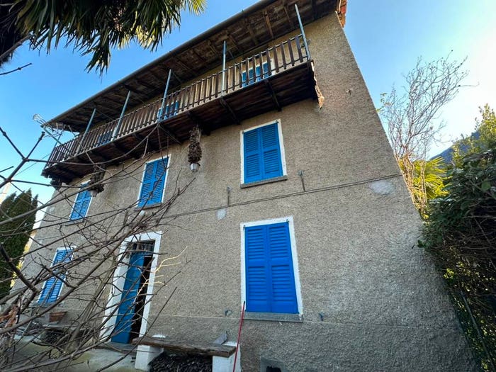 Casa quadrilocale in vendita in Via Cariola, Colico Piano, Colico