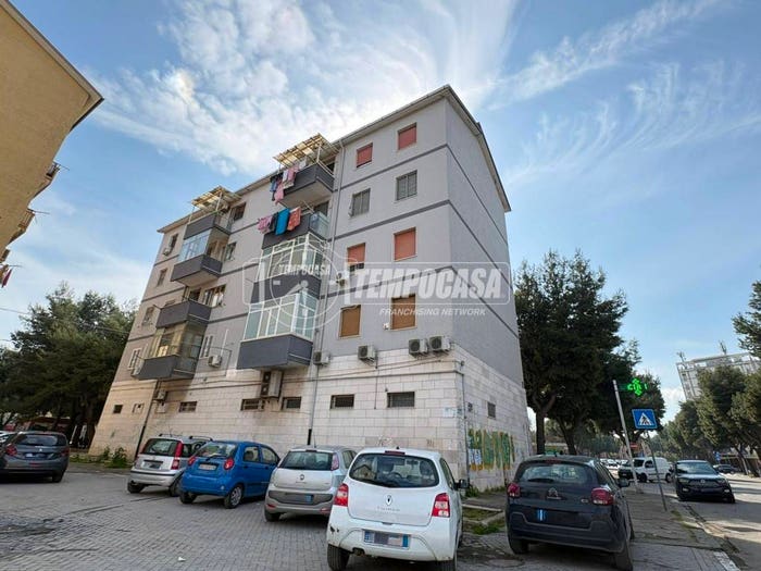 Appartamento con 5 locali in vendita in Piazza Giovanni XXIII, Cep, Foggia