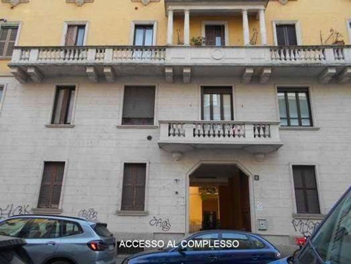 Appartamento trilocale in vendita in Via Giulio Belinzaghi, Farini, Milano