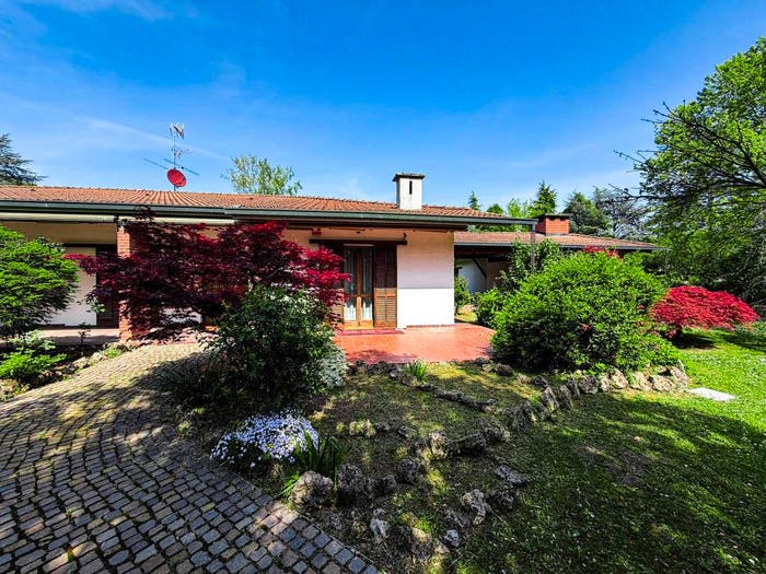Casa con 5 locali in vendita in Via Roma, Centro, Torricella Verzate