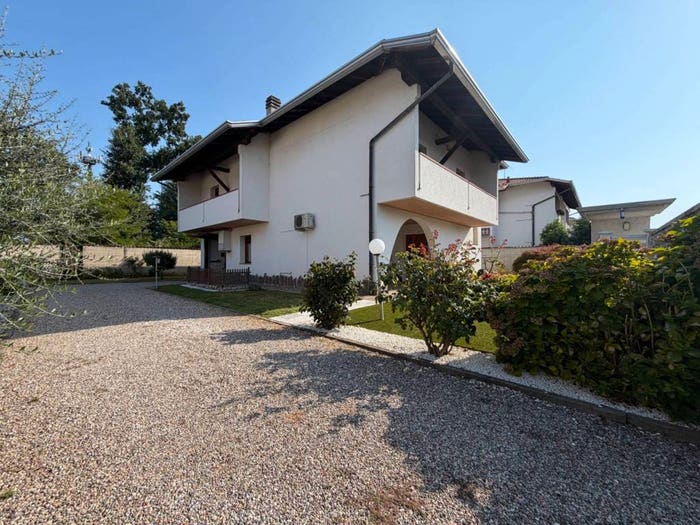 Casa con 5 locali in vendita in Via Isonzo, Solbiate Olona