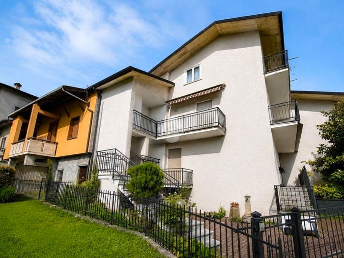 Casa quadrilocale in vendita in Via XXV Aprile, Centro, Ardenno