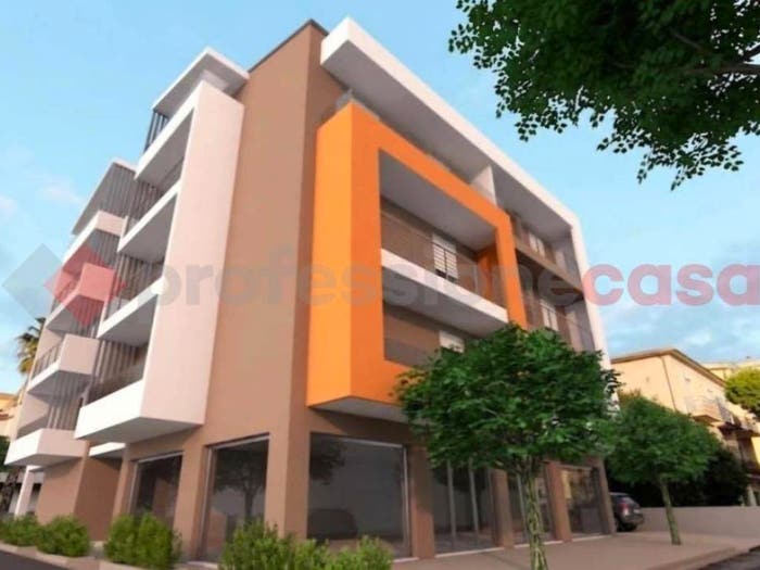 Appartamento trilocale in vendita in Viale Mazzini snc, Centro, Alba Adriatica