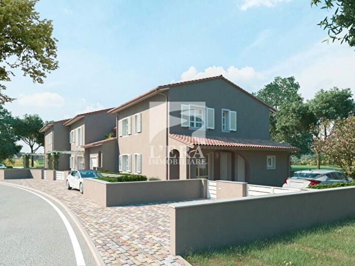Casa con 6 locali in vendita in Via del Popolo, Santa Lucia La Borra, Pontedera