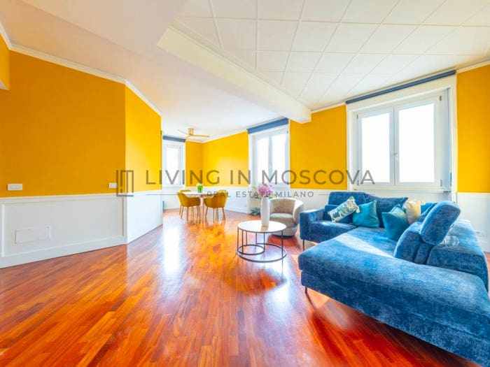 Appartamento trilocale in vendita in Via Carlo Vittadini, Bocconi, Milano