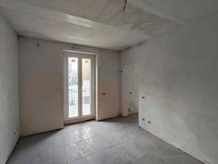 Appartamento quadrilocale in vendita in Viale Milite Ignoto, Orti, Alessandria