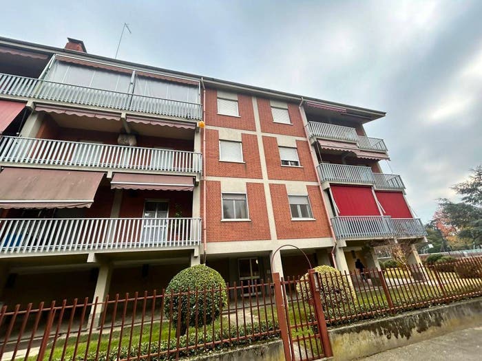 Appartamento con 6 locali in vendita in Via Giuseppe Ungaretti, Corso Alessandria, Asti