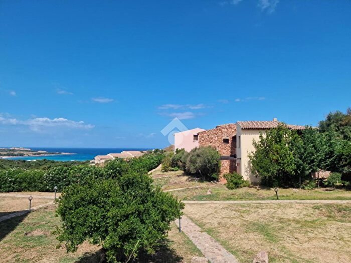 Appartamento trilocale in vendita in Località Isola Rossa, Trinità d'Agultu e Vignola