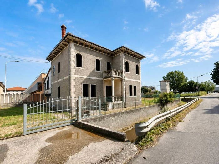 Casa con 6 locali in vendita in Via IV novembre, Centro, Grumolo delle Abbadesse