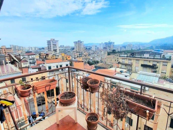 Appartamento quadrilocale in vendita in Largo Giuliana, Brancaccio, Palermo