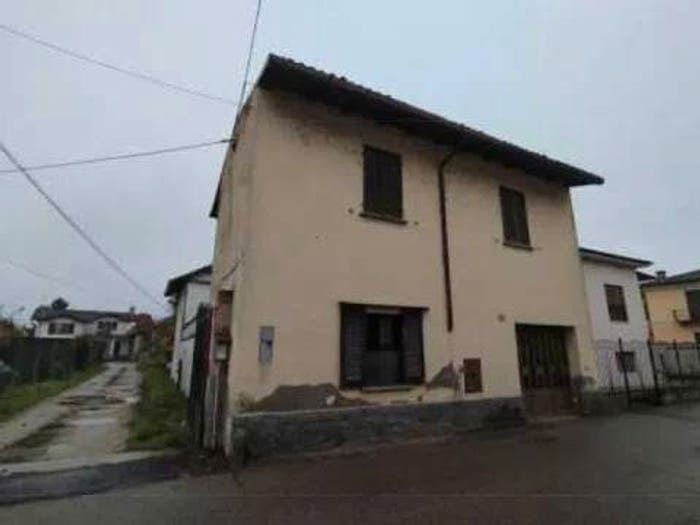 Casa con 5 locali in vendita in Via Piave, Centro, Gropello Cairoli