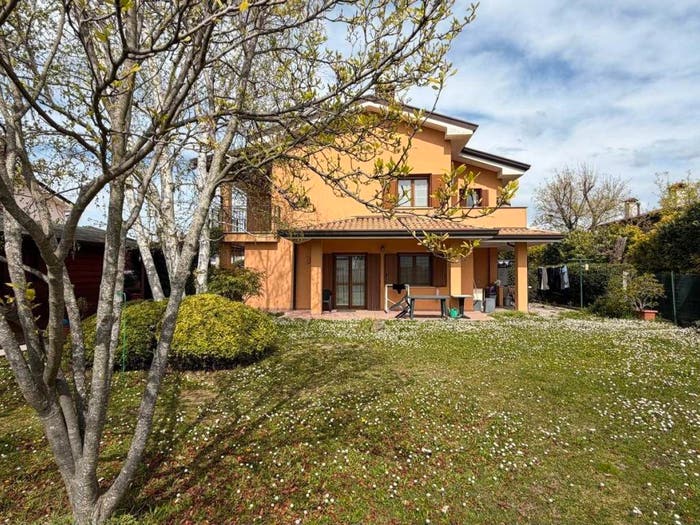 Casa quadrilocale in vendita in Centro, Staranzano