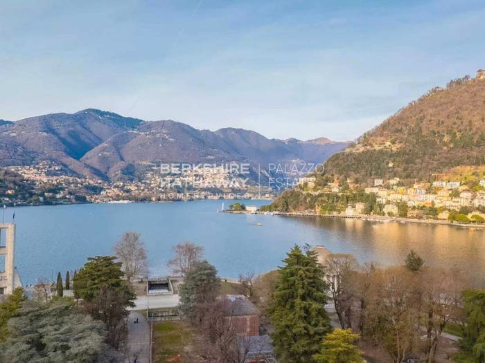 Appartamento con 5 locali in vendita in Viale Fratelli Rosselli, Stadio Borgo Vico, Como